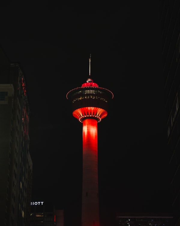 Observation tower / iconic landmark
